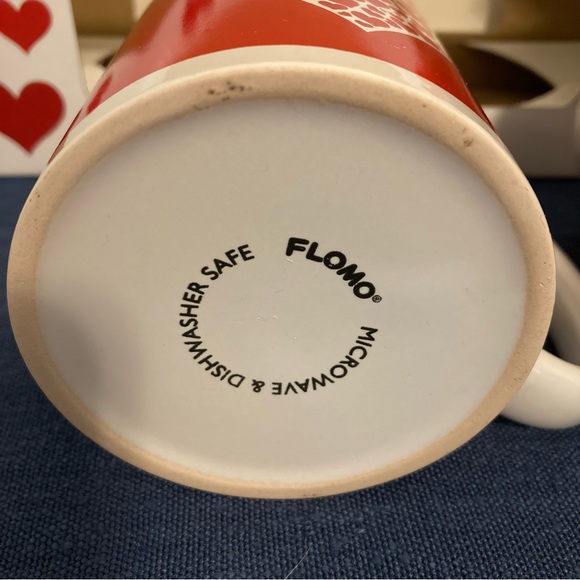 FLOMO Valentines Day Mug Set of Two Red with White Heart and Love Design - Picture 8 of 12